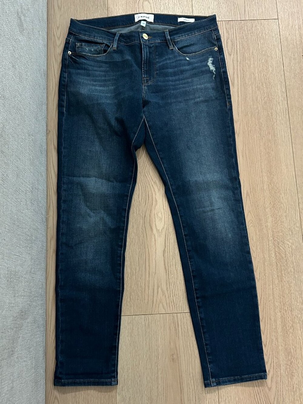 Frame Denim Le Garcon Jeans Size 28
